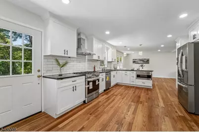 14 Witkowski Way, Wayne, NJ 07470 - Photo 11