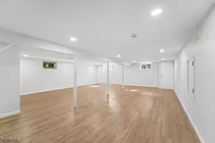 14 Witkowski Way, Wayne, NJ 07470 - Photo 33