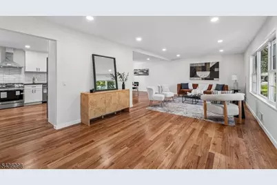 14 Witkowski Way, Wayne, NJ 07470 - Photo 3