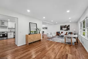 14 Witkowski Way, Wayne, NJ 07470 - Photo 3