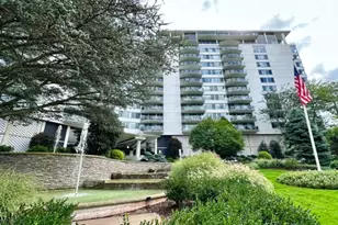 1 Claridge Dr Apt, Verona, NJ 07044 - Photo 1