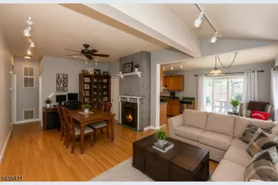 21-23 Fitzherbert Street, Bloomfield, NJ 07003 - Photo 3