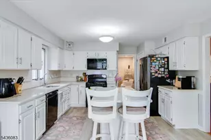58 Musiker Ave, Randolph Township, NJ 07869 - Photo 17