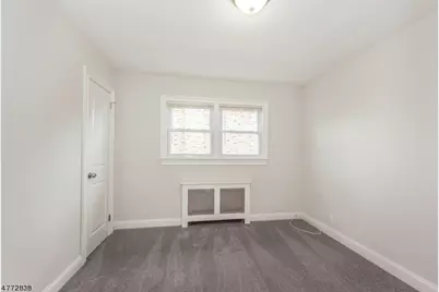 94 Scoles Ave, Clifton, NJ 07012 - Photo 9