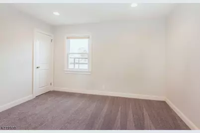 94 Scoles Ave, Clifton, NJ 07012 - Photo 11