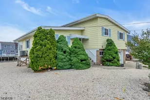 87 Ronald Ave, Berkeley Township, NJ 08721 - Photo 3