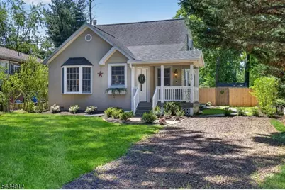 70 Berkley Ave, Woodbridge Township, NJ 07067 - Photo 3