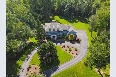 63 Emily Rd, Bernards Township, NJ 07931 - Photo 3