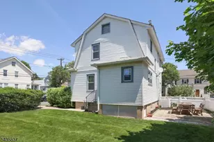 17 Wellesley St, Maplewood, NJ 07040 - Photo 21