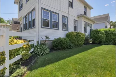 17 Wellesley St, Maplewood, NJ 07040 - Photo 25