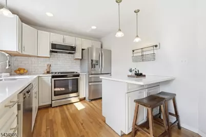 91 Charles St, Belleville, NJ 07109 - Photo 9