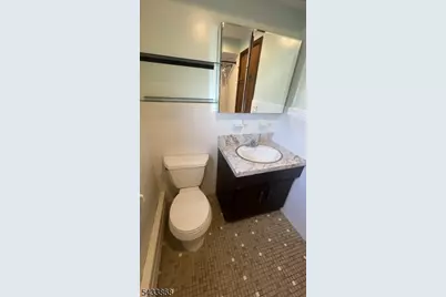 281 Main St, East Rutherford, NJ 07073 - Photo 19