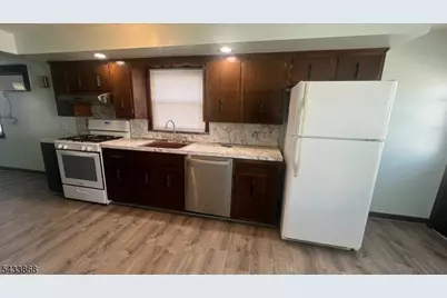 281 Main St, East Rutherford, NJ 07073 - Photo 11