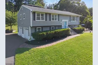 16 Old Mountain Rd, Clinton Township, NJ 08833 - Photo 37