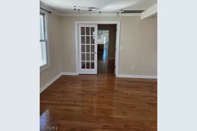 929 Adams Ave, Elizabeth, NJ 07201 - Photo 11