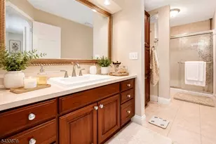 7 Newcastle Ct, Mountain Lakes, NJ 07046 - Photo 15