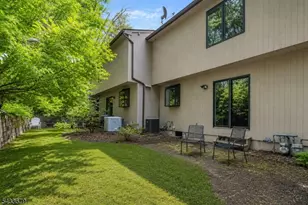 7 Newcastle Ct, Mountain Lakes, NJ 07046 - Photo 21