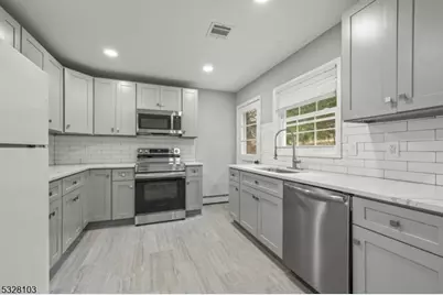 427 Meyersville Rd, Long Hill Township, NJ 07933 - Photo 7