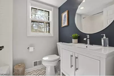 6 Exeter St, Parsippany, NJ 07950 - Photo 23