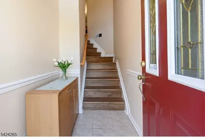 424 Hartford Dr, Nutley, NJ 07110 - Photo 9