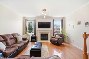 424 Hartford Dr, Nutley, NJ 07110 - Photo 1
