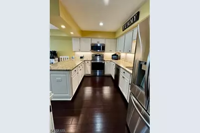 11 Old Fourth Dr, Jefferson Township, NJ 07438 - Photo 7