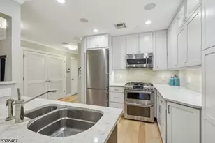 48 S Park St, Montclair, NJ 07042 - Photo 7