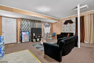 26 Clinton Pl, Newark, NJ 07108 - Photo 7