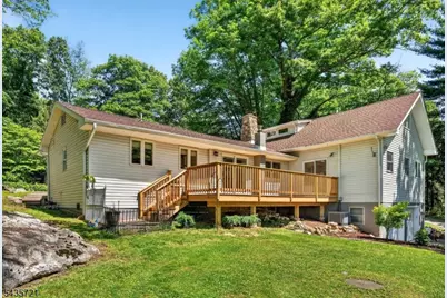 24 Skytop Rd, Washington Township, NJ 07853 - Photo 29