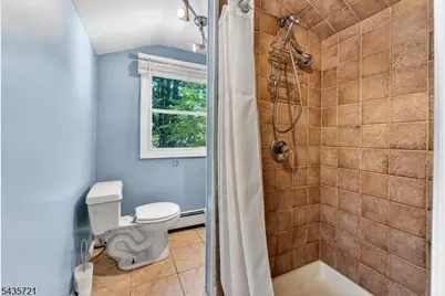 24 Skytop Rd, Washington Township, NJ 07853 - Photo 15