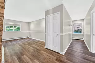 24 Sky Top Rd, Washington Township, NJ 07853 - Photo 7
