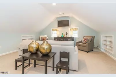 2 Inness Pl, Glen Ridge, NJ 07028 - Photo 15