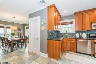 2 Inness Pl, Glen Ridge, NJ 07028 - Photo 7
