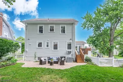 2 Inness Pl, Glen Ridge, NJ 07028 - Photo 21