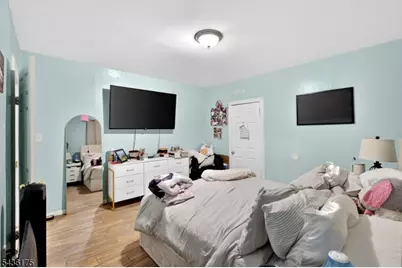 527 Valley St #2, Orange, NJ 07050 - Photo 9