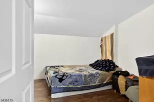 527 Valley St, Orange, NJ 07050 - Photo 7