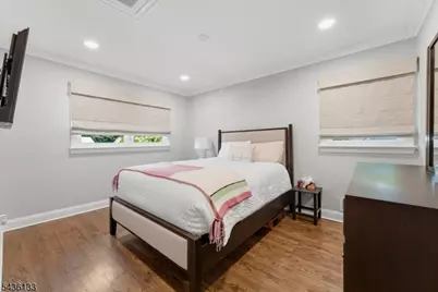 6 Davis St, Cranford Township, NJ 07016 - Photo 25