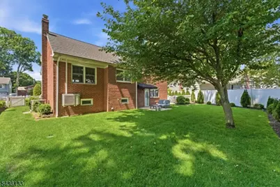 6 Davis St, Cranford Township, NJ 07016 - Photo 35