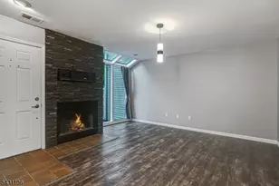 7 Sussex Ct, Bedminster Township, NJ 07921 - Photo 3