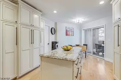 35 Indian Run, Watchung, NJ 07069 - Photo 17