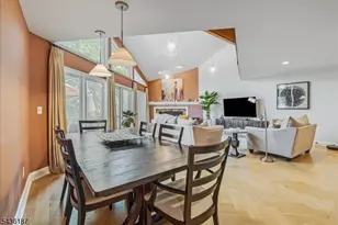 35 Indian Run, Watchung, NJ 07069 - Photo 11