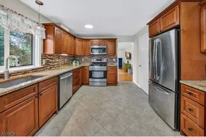 82 Duval St, Bridgewater, NJ 08807 - Photo 13