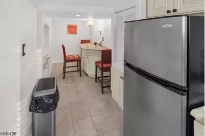 56 Ridgefield Ave, Ridgefield, NJ 07660 - Photo 21
