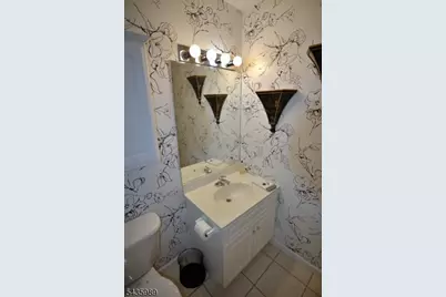 34 Chanda Ct #34, Clifton, NJ 07012 - Photo 17