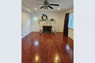 119 Dartmouth Trl, Hopatcong, NJ 07843 - Photo 11
