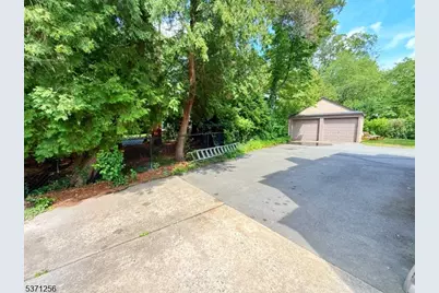 166 Washington Pl, Ridgewood, NJ 07450 - Photo 13