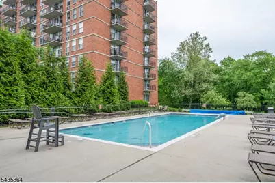 262 Main St #204, Little Falls Township, NJ 07424 - Photo 17