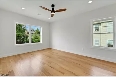 30 Centre St, Nutley, NJ 07110 - Photo 33