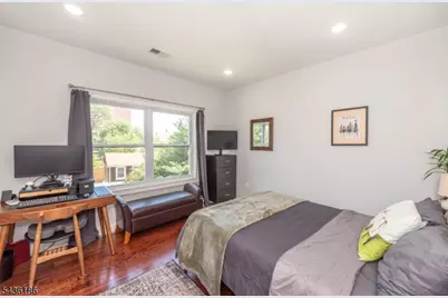 102 E Emerson Ave, Rahway, NJ 07065 - Photo 11