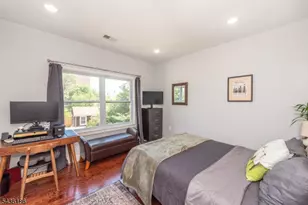 102 E Emerson Ave, Rahway, NJ 07065 - Photo 11